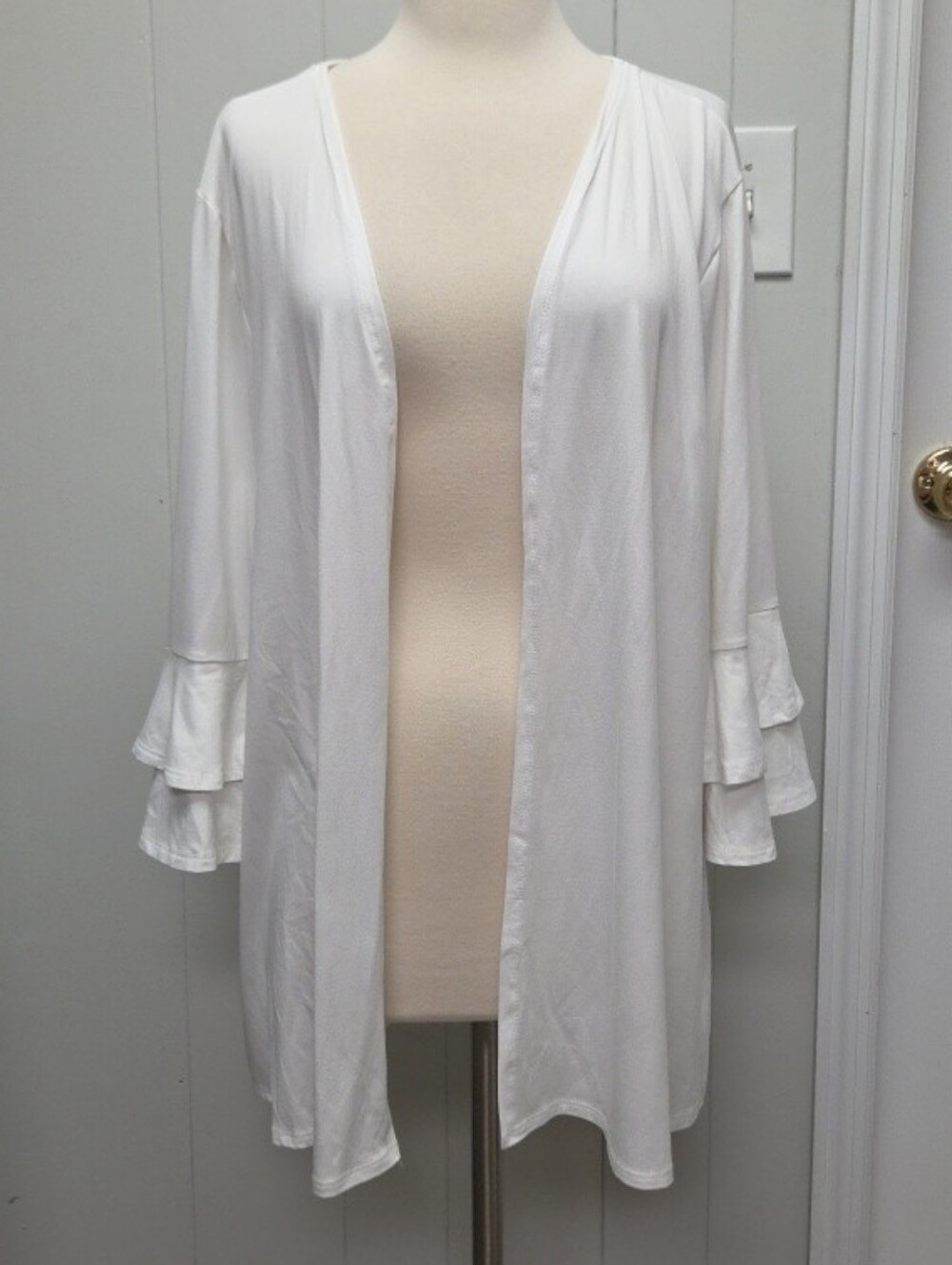 Womans White Ruffled Open Front Kimono Sweater 2XL
